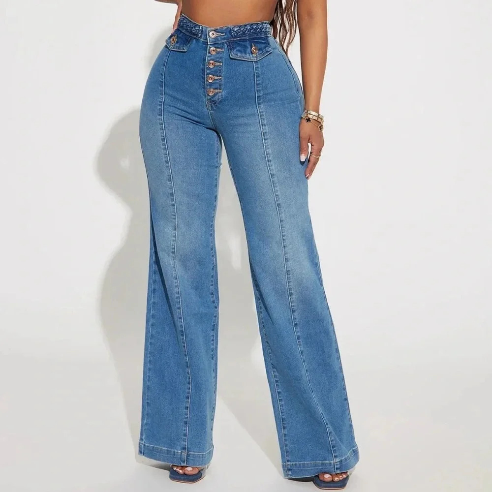 Fashion Nova jeans, high-rise, wide leg size 7, junior